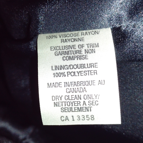 Vintage Canadian designer Wayne Clark Velvet Suit size 4 - Picture 4 of 10